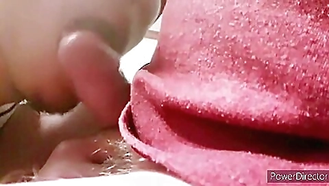 Black deepthroat sex for a horny chick in the office