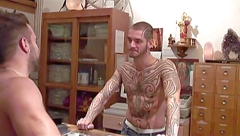 Inked-up Dude Face-fucking His Submissive Hunk Lover