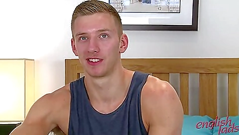 Small titted teen babe gets her pussy fucked by a cool dude