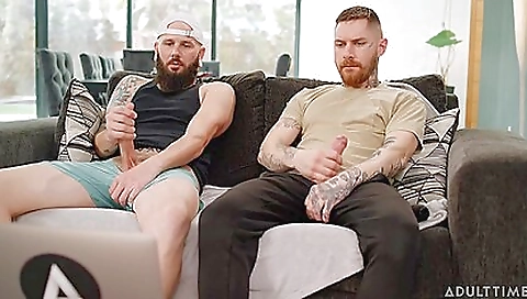 Great gay porn video with a girl rubbing and fingering