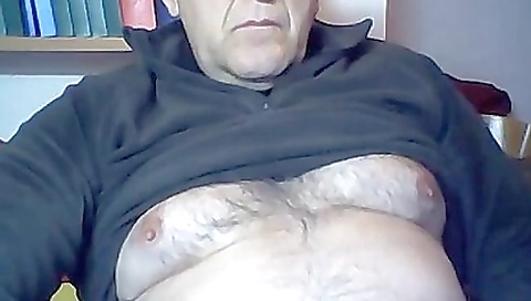 Chubby brunette with a huge body takes a nice cock
